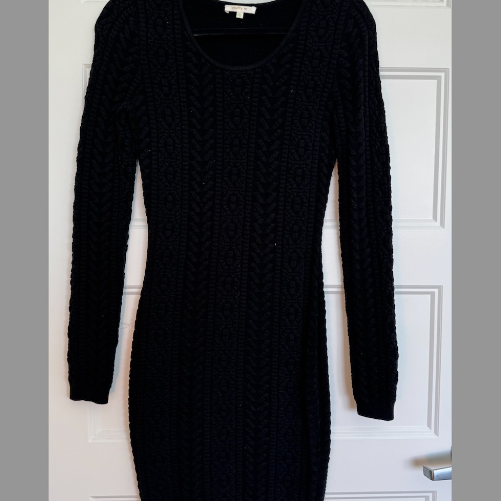 Matty M Mini Sweater Dress Size Small